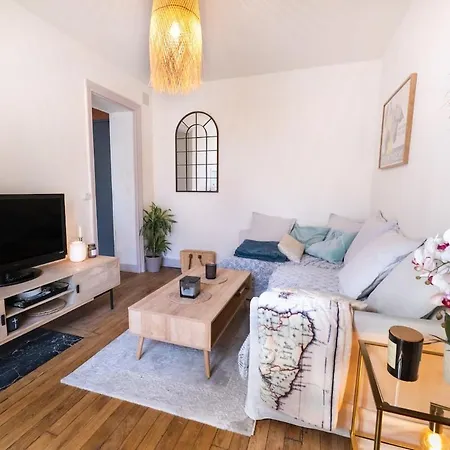 Apartment Calme Et Lumineux 18eme Arrondissement *