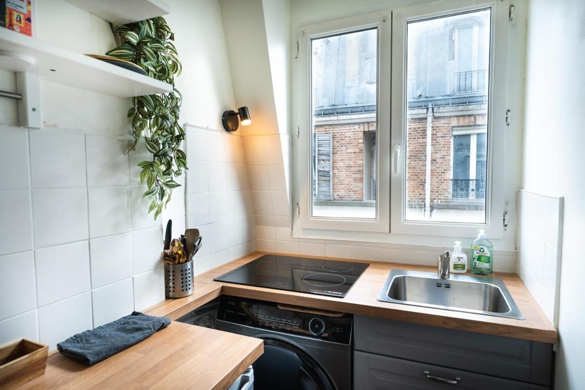 Calme Et Lumineux 18eme Arrondissement Parigi